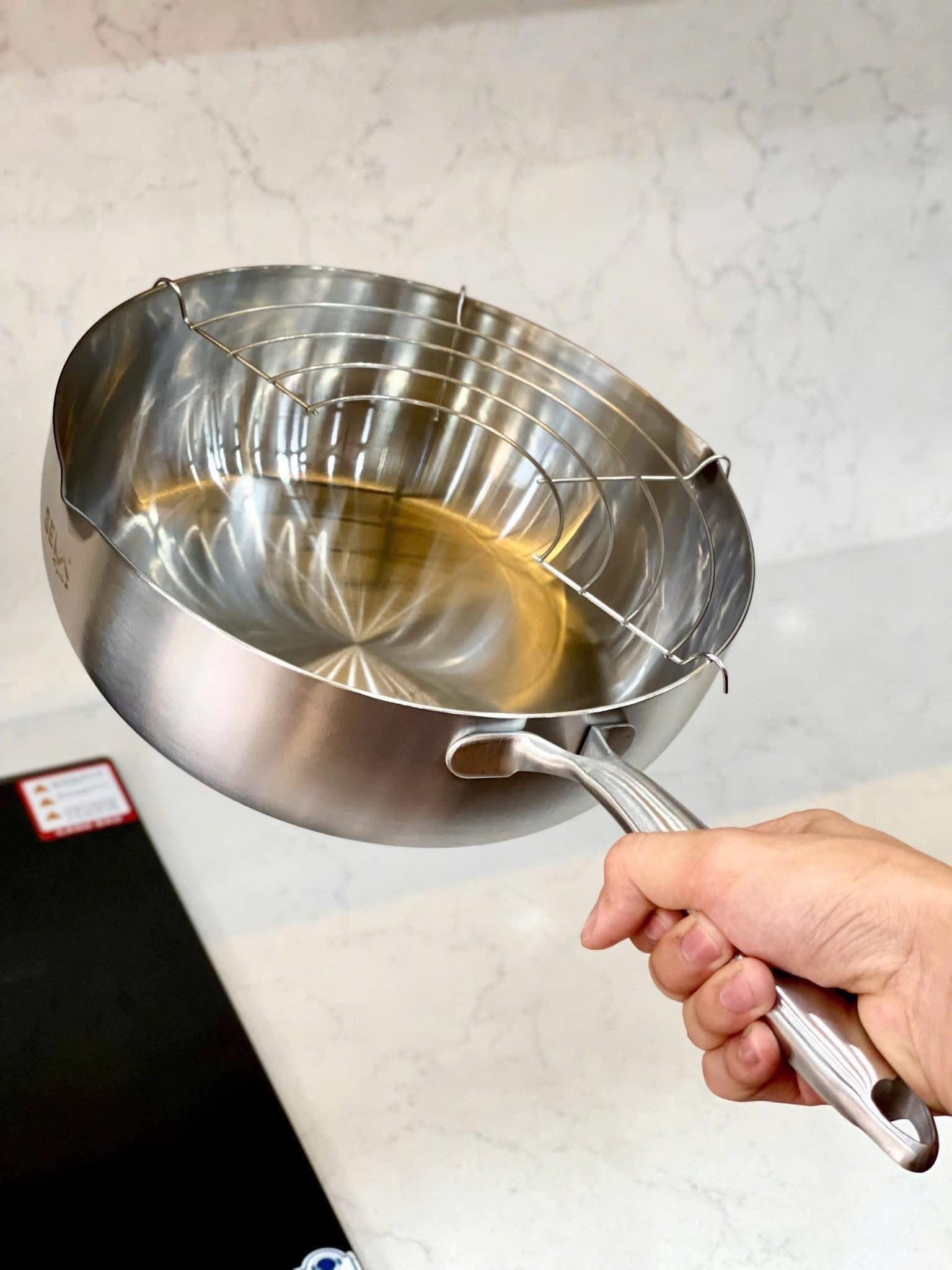 Đồ gia dụng Seka chảo inox