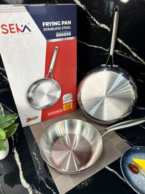 chảo inox nguyên khối